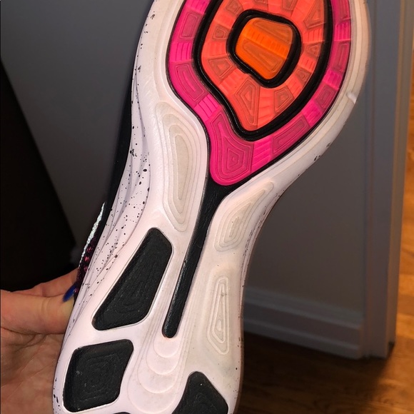 BRAND NEW Nike flyknit lunarlon - Picture 2 of 4